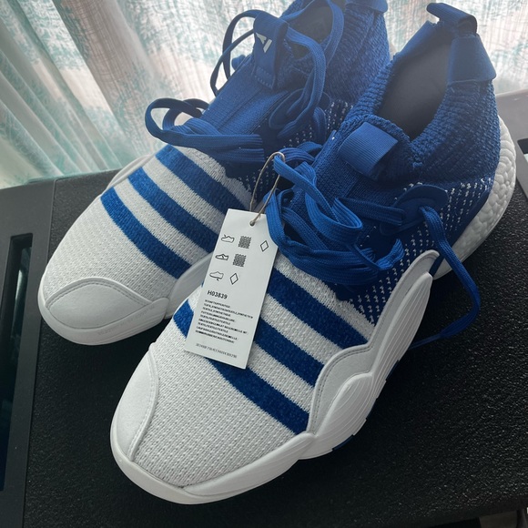 Adidas trae young 2 men's 11 - Picture 1 of 3